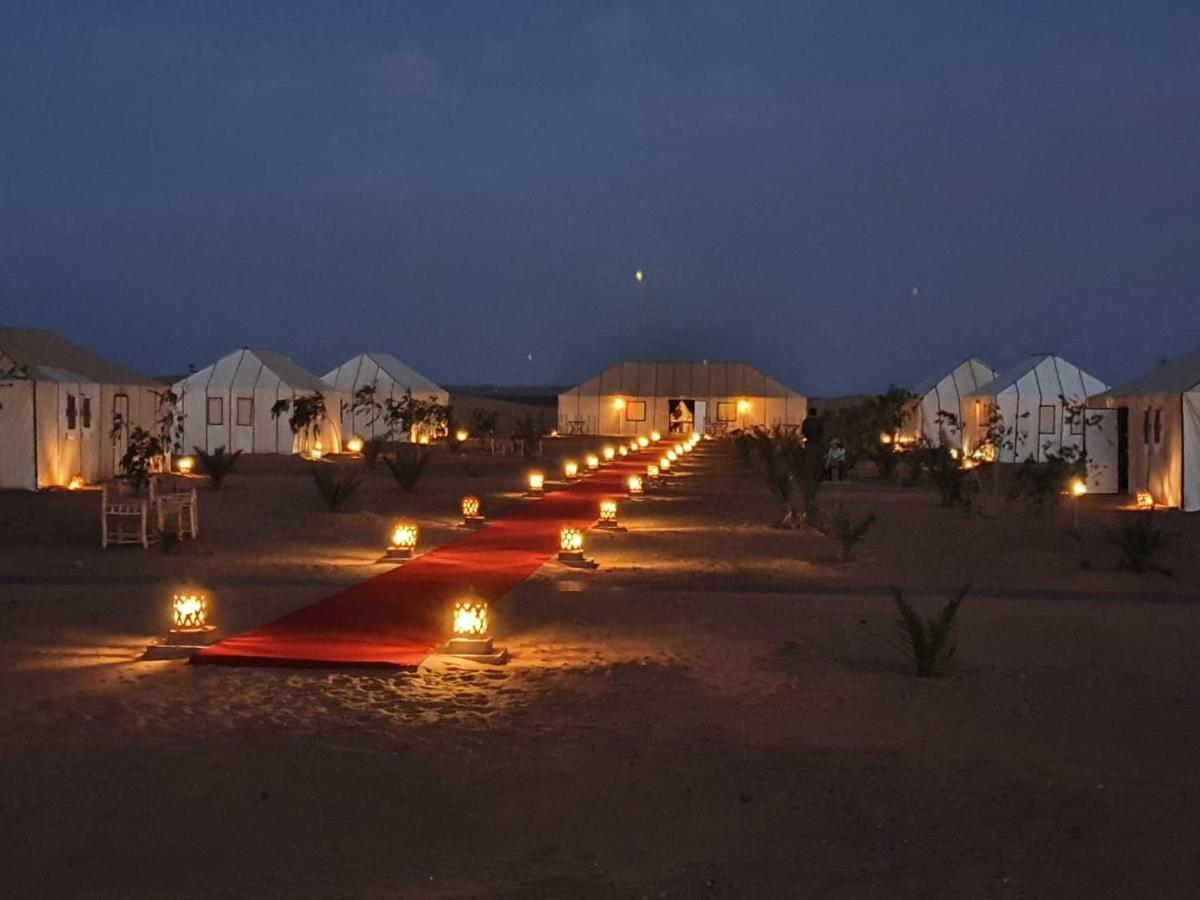 Desert Heart Luxury Camp Мерцуга Екстериор снимка