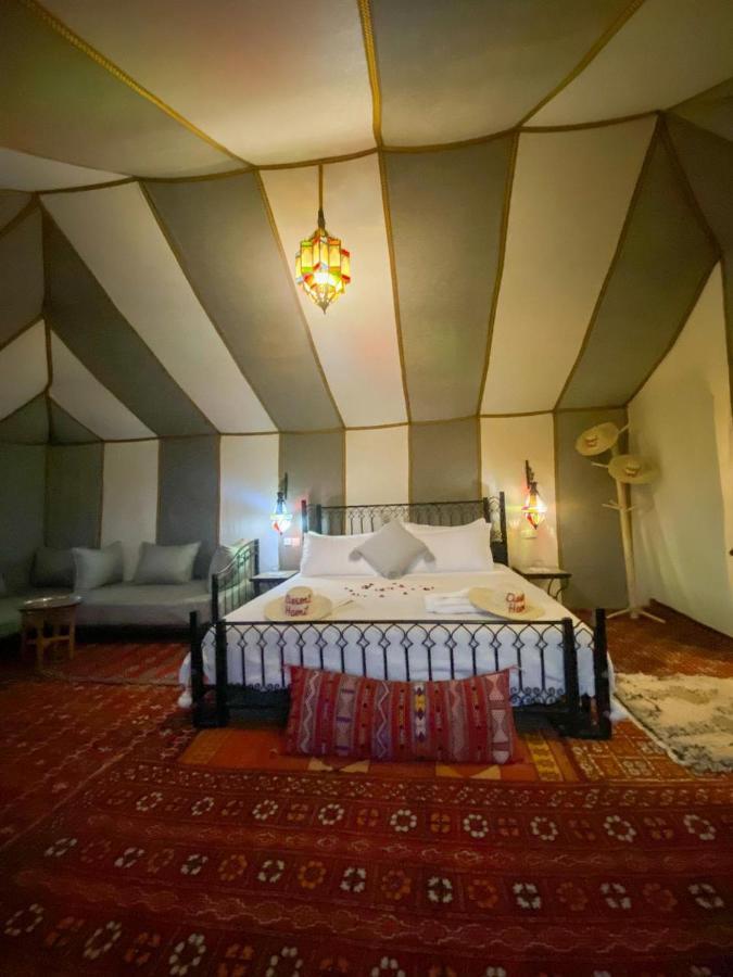 Desert Heart Luxury Camp Мерцуга Екстериор снимка