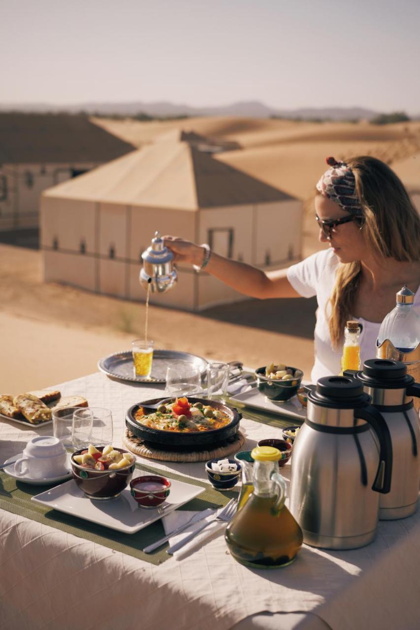 Desert Heart Luxury Camp Мерцуга Екстериор снимка