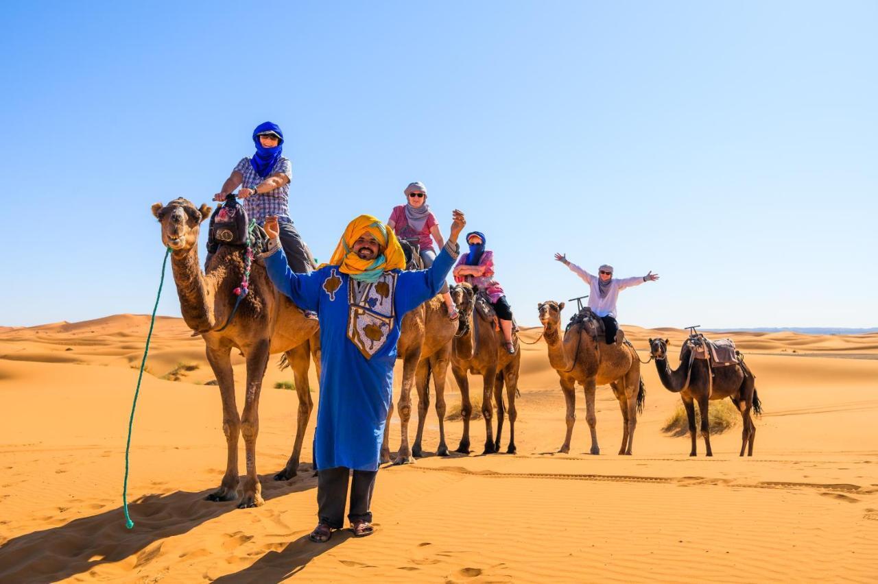 Desert Heart Luxury Camp Мерцуга Екстериор снимка