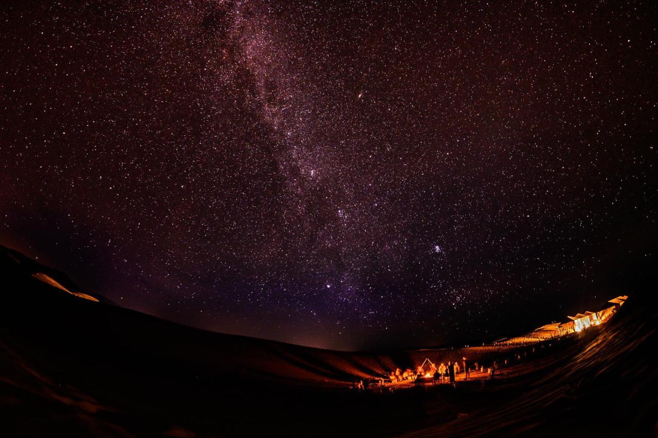 Desert Heart Luxury Camp Мерцуга Екстериор снимка